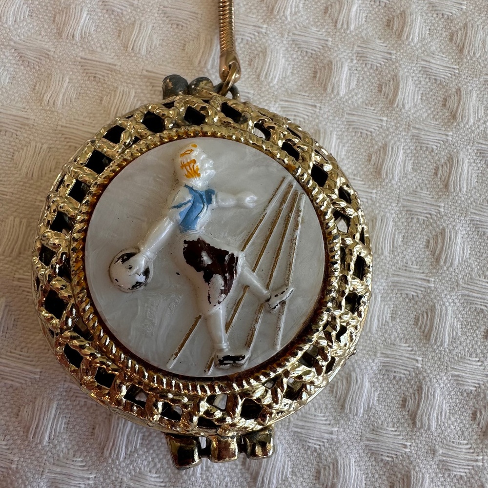 Vintage Women's Bowling Mesh Metal Coin Purse Keychain